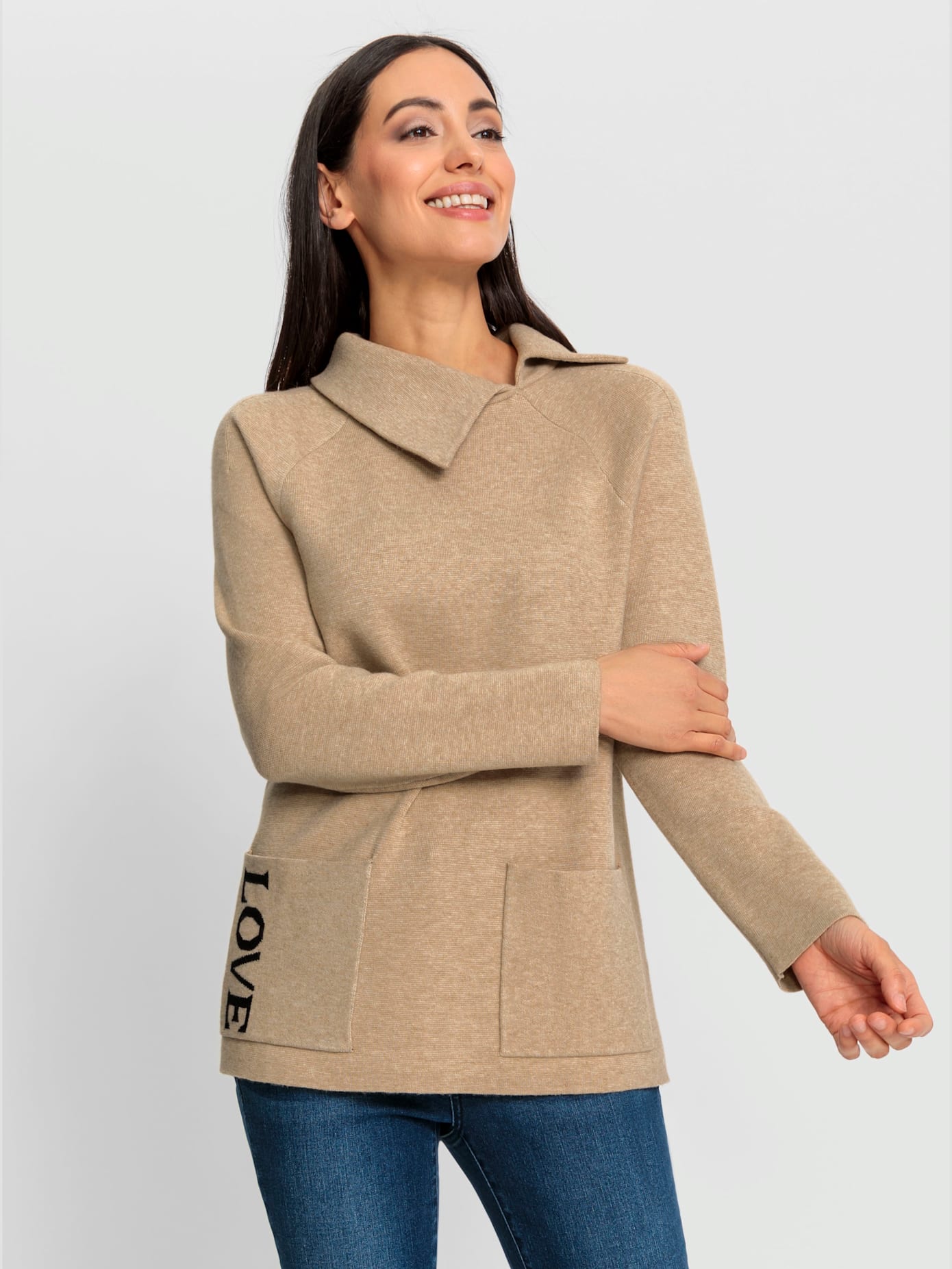 Pull encolure raffinée