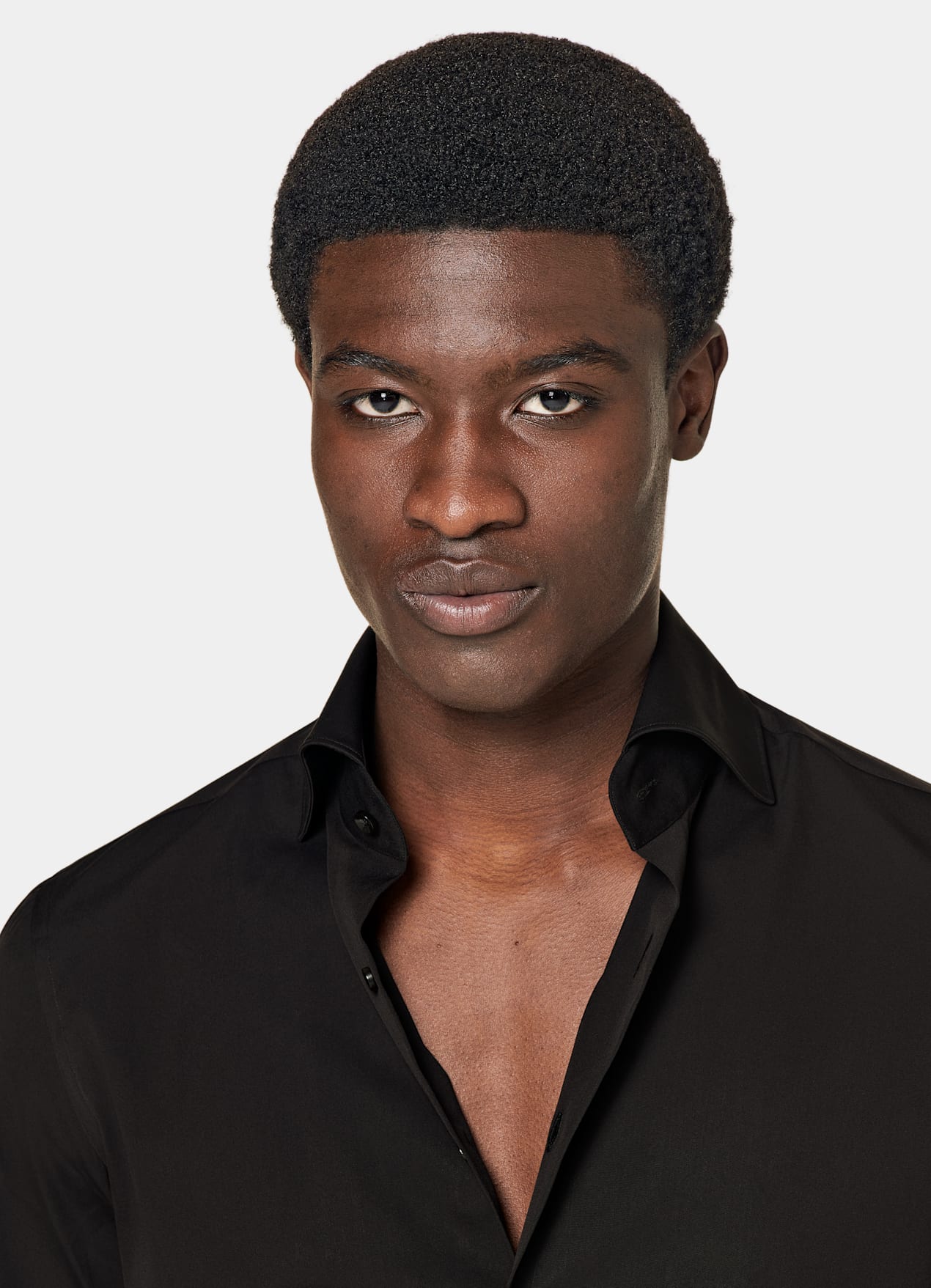 Chemise coupe très ajustée en popeline marron foncé