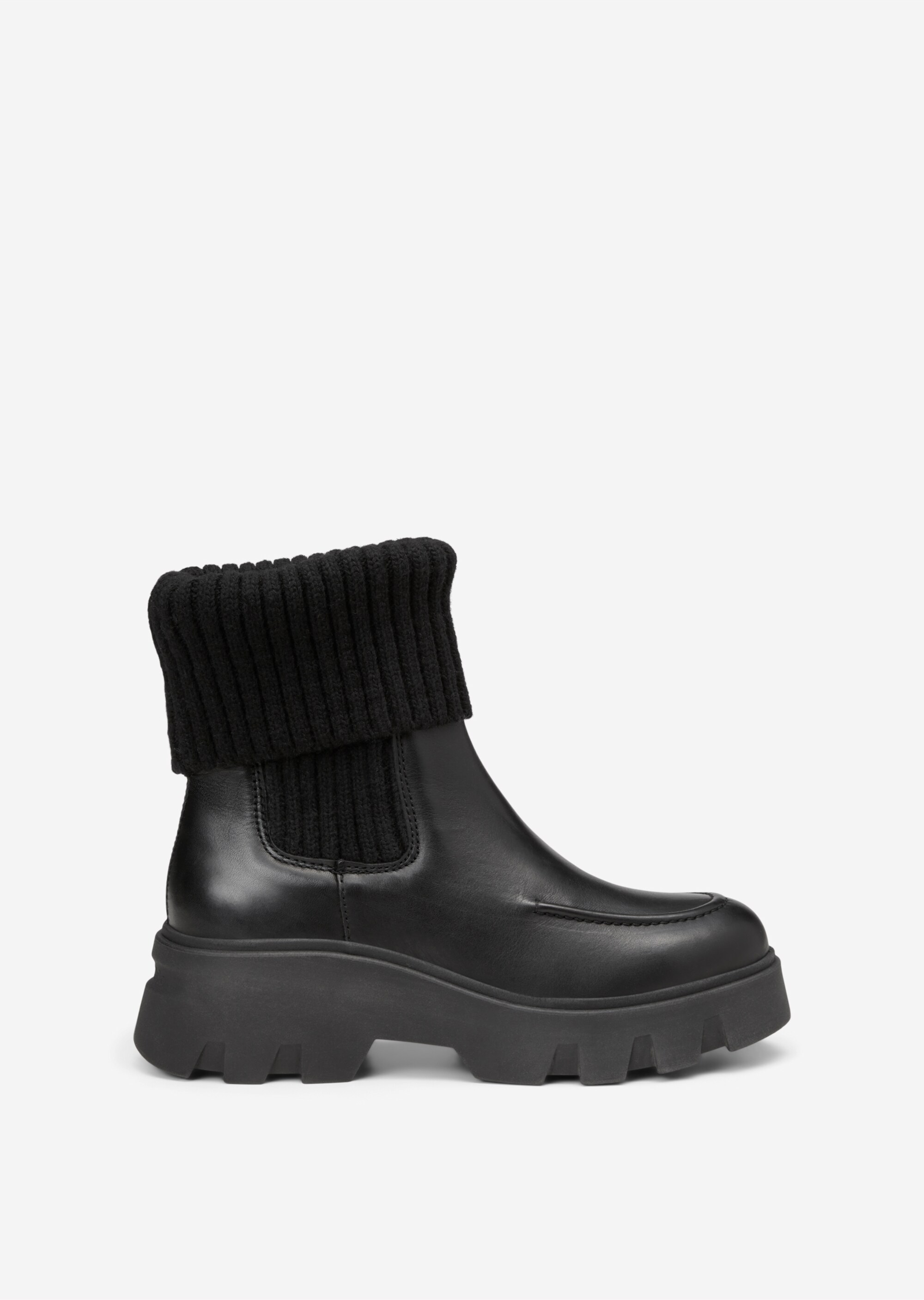 Chelsea-Boot mit Strickumschlag