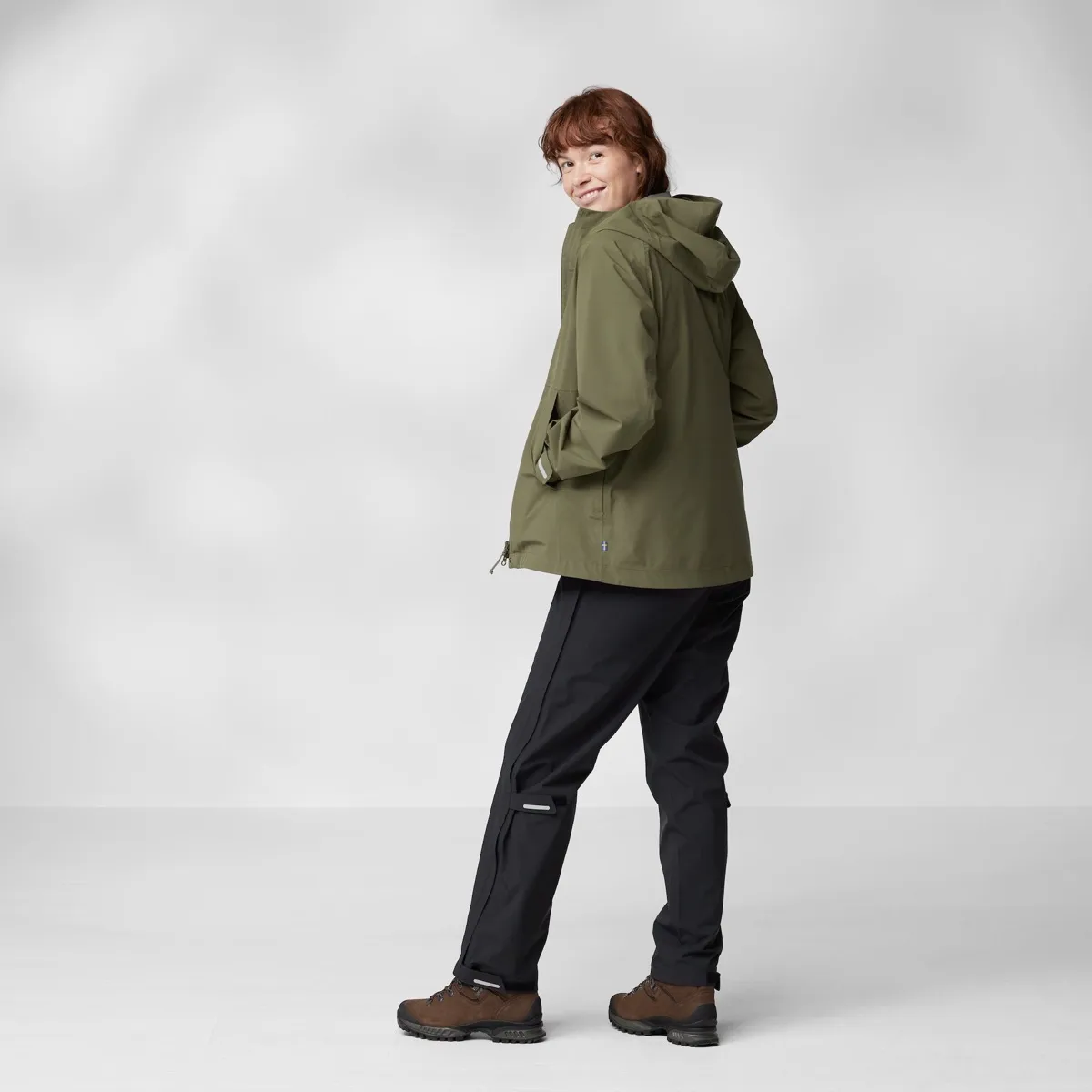 Fjällräven Women's HC Hydratic Trail Jacket Laurel Green