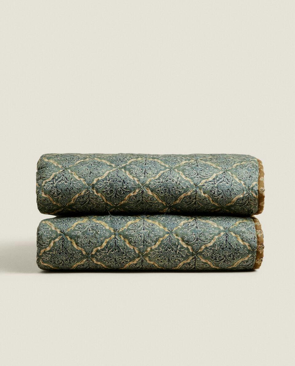 COBERTOR ACOLCHOADO ESTAMPADO