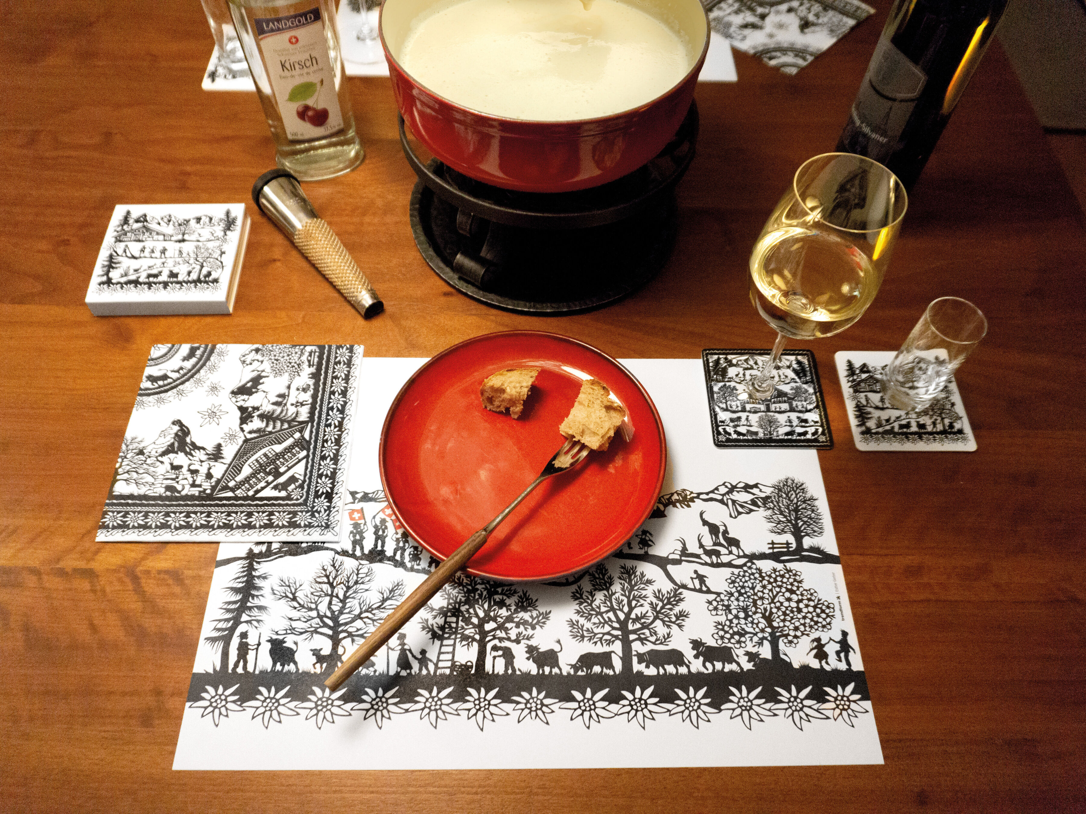 Papiertischset Swiss Tradition