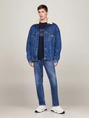 Calça jeans desbotada estilo pai, corte reto e afunilado
