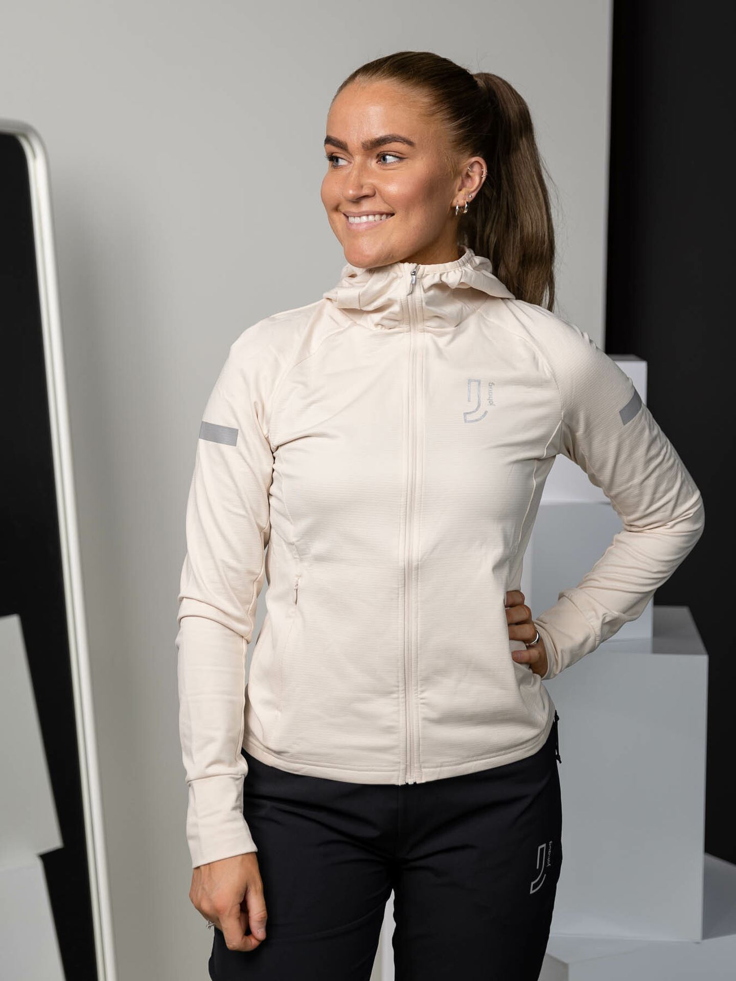 Gleam Full Zip