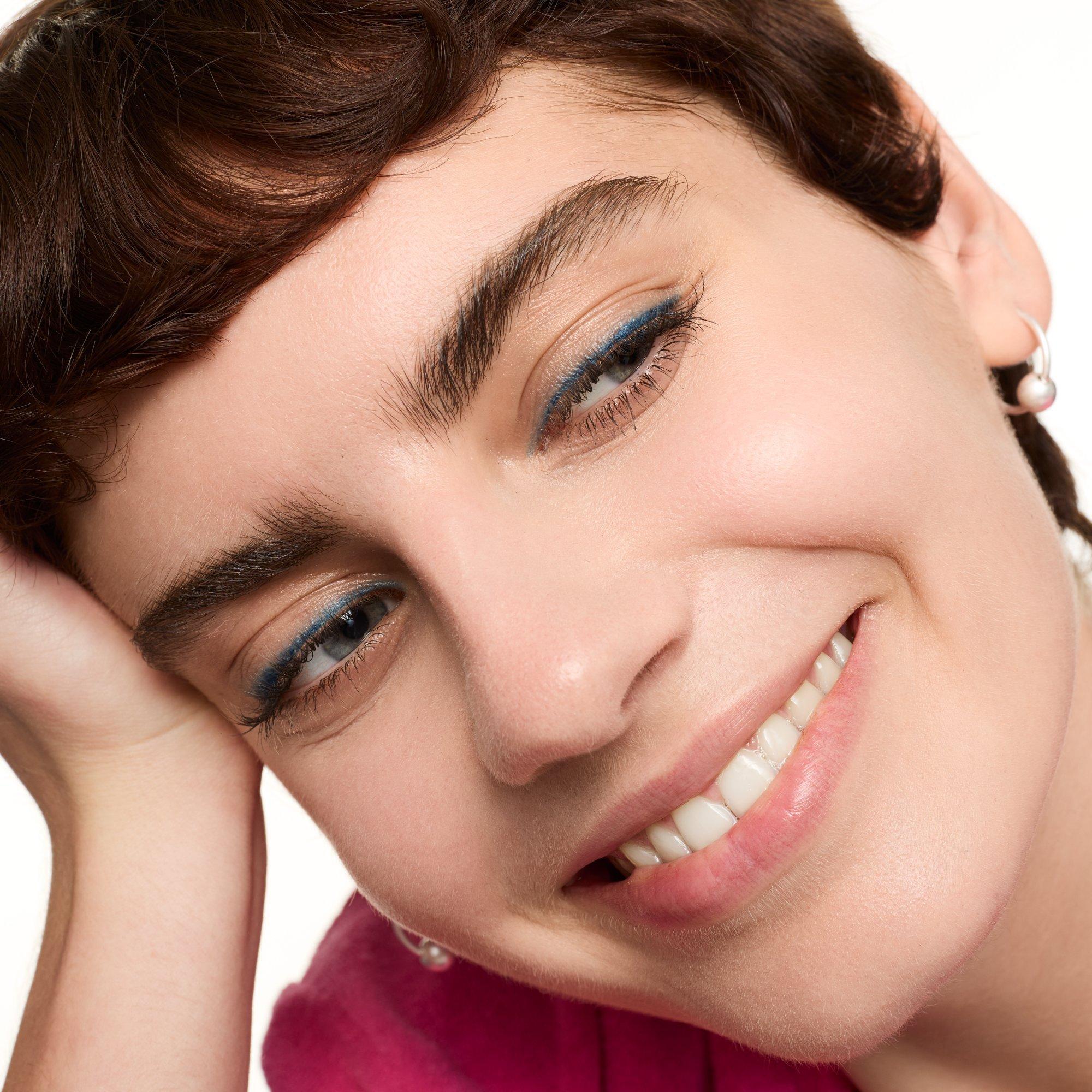 STAY & PLAY GEL EYELINER