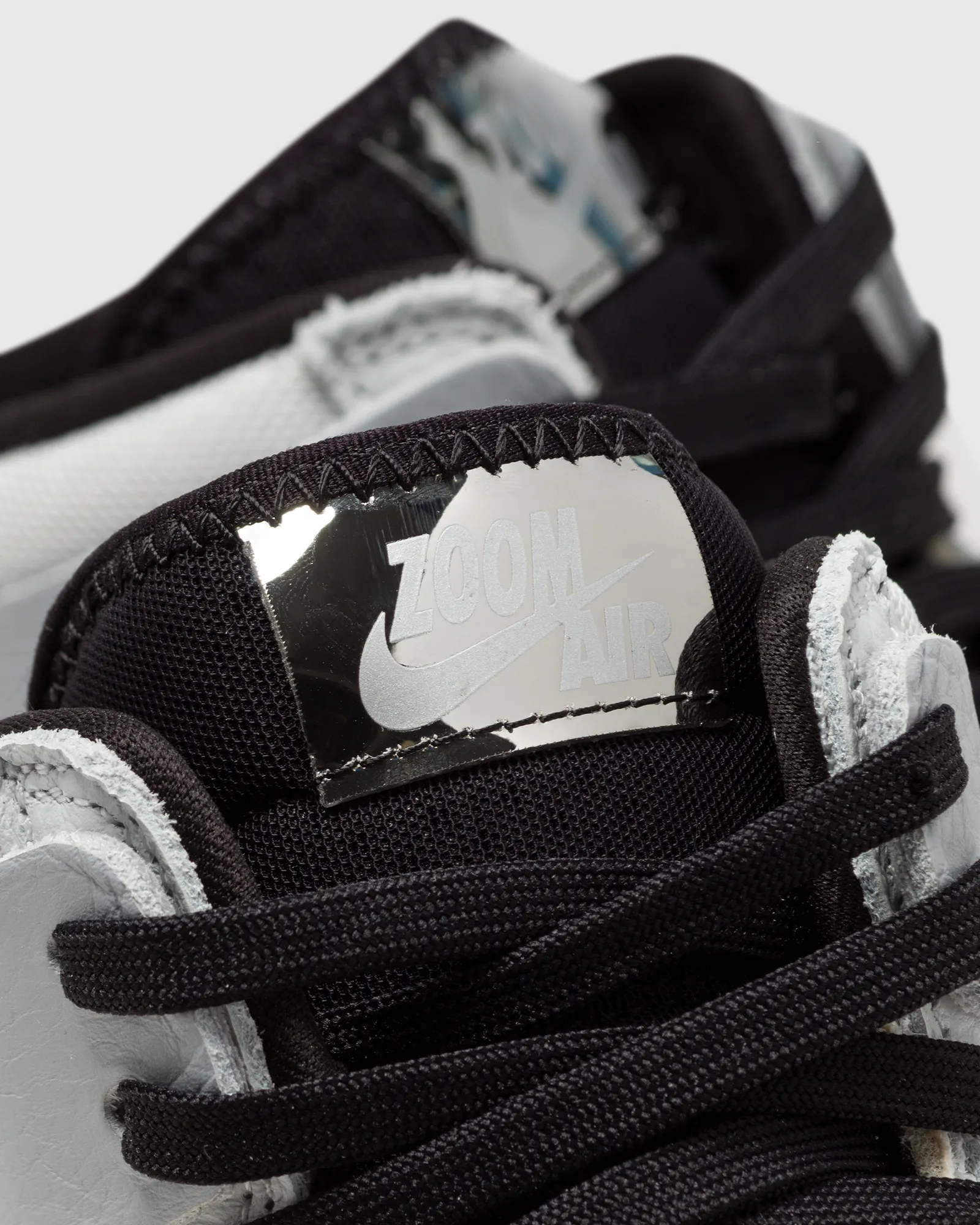 Jordan WMNS AIR JORDAN 1 ZM AIR CMFT 2
