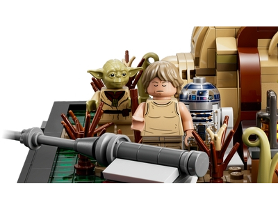 LEGO Jedi™ training op Dagobah™ diorama (75330)