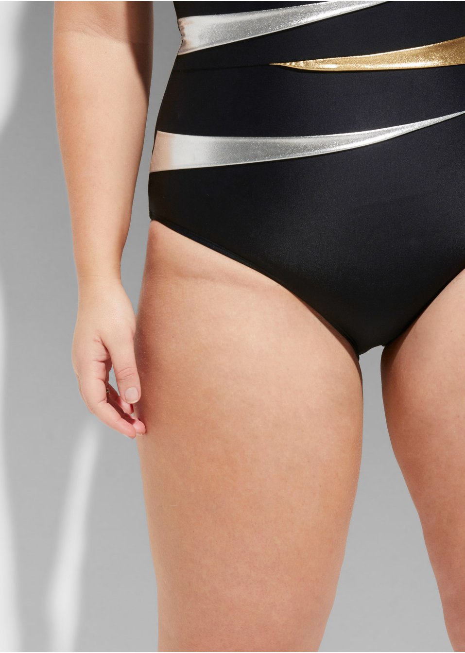 Maillot 1 pièce sculptant à effet gainant modéré