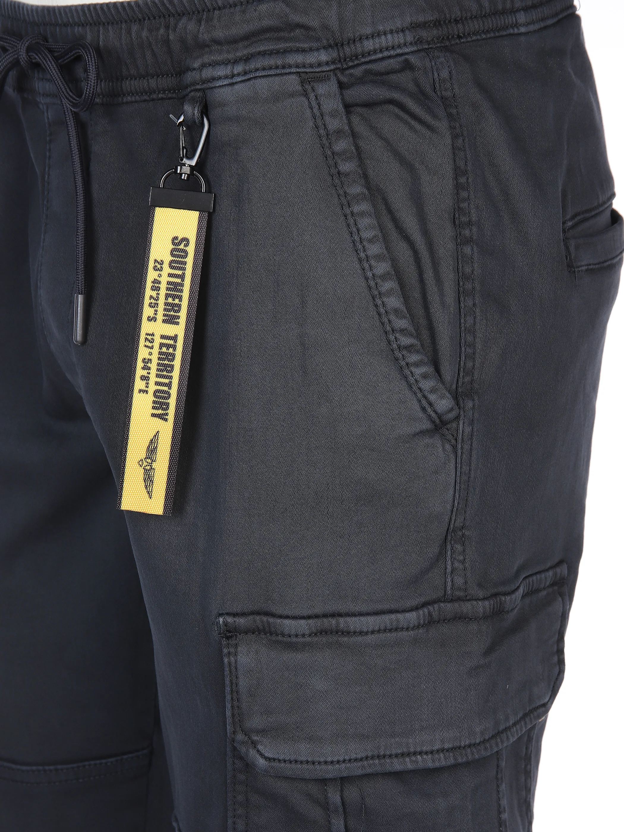 Herren Cargohose im Joggpant Style