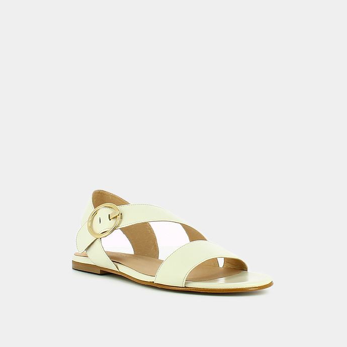Sandales plates à brides  en cuir vieilli écru
