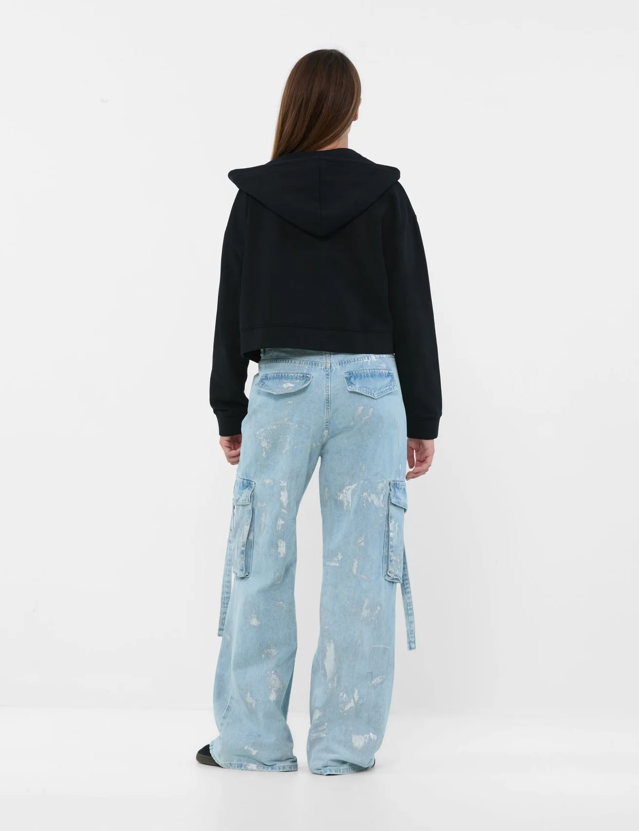 Jean wide leg bleu ciel taille medium avec motifs argenté