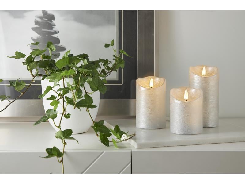 Star Trading LED-Kerze Flamme Rustic, Ø 7.5 x 12.5 cm, Silb LED-Echtwachskerze für Innenbereich mit Timer-Funktion