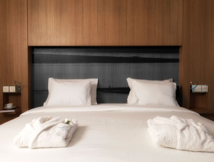 Fly & Go Aqua Hotel Riverside Logies en ontbijt - Aparthotel