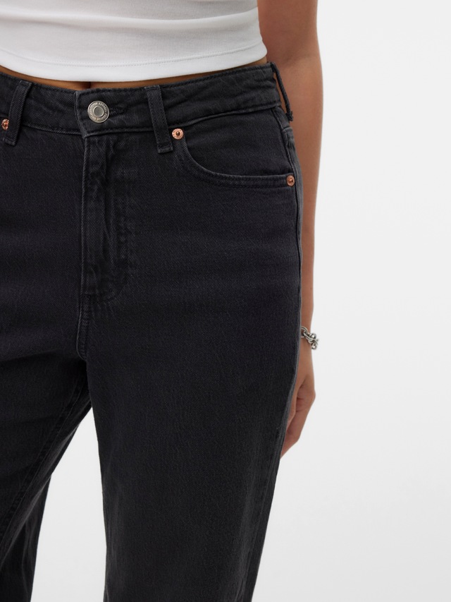 Vero Moda Mom-Jeans »VMTESSA HR MOM JEANS RA220 GA NOOS«