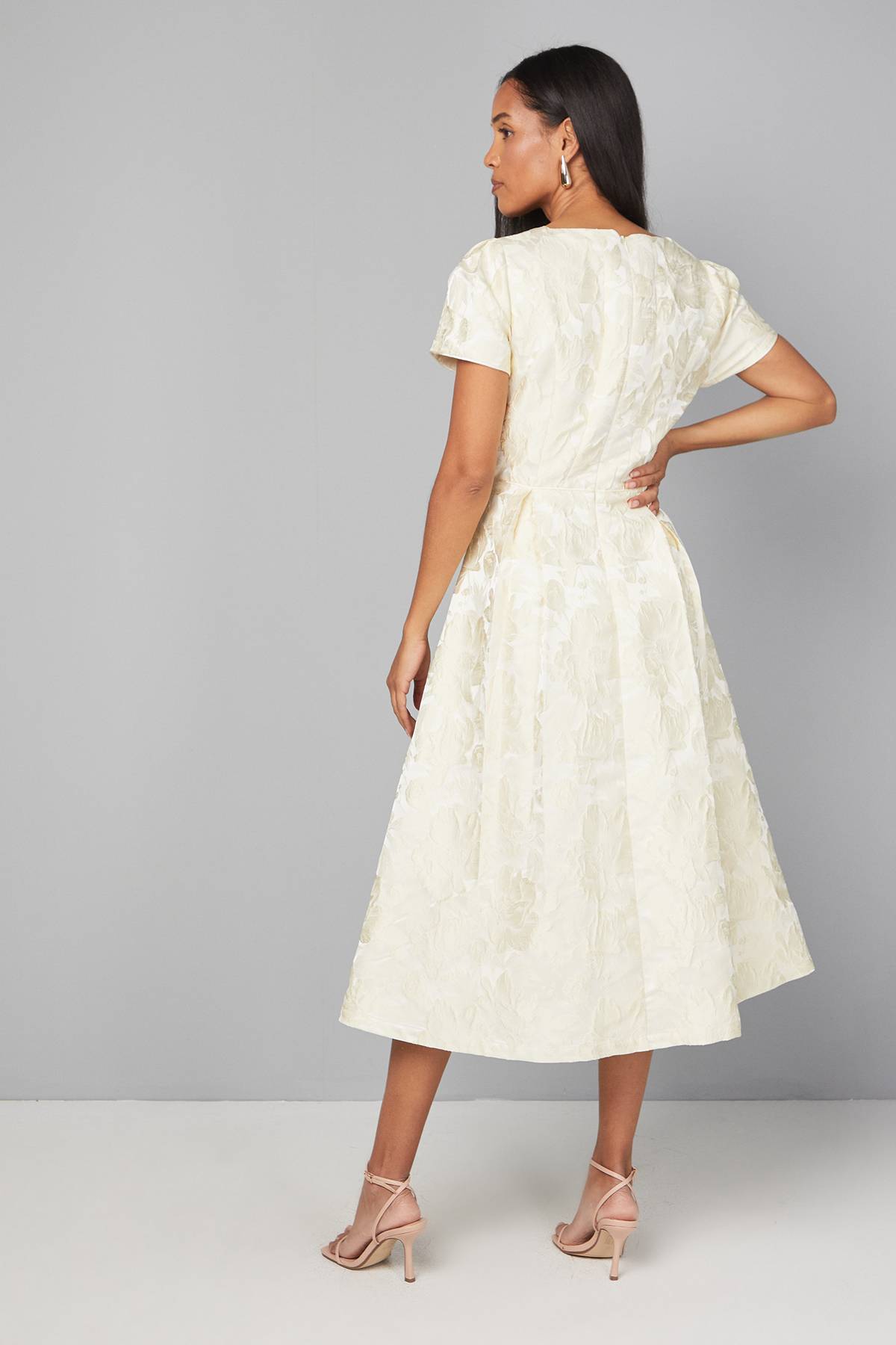 Wallis Robe Mi-longue à Détails de Coutures Jacquard