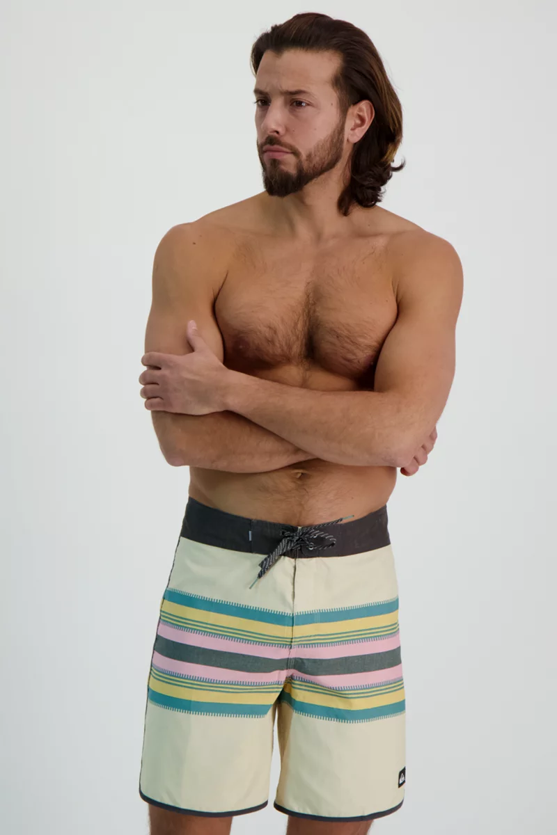 Quiksilver Everyday Scallop 19 Inch Herren Badeshort