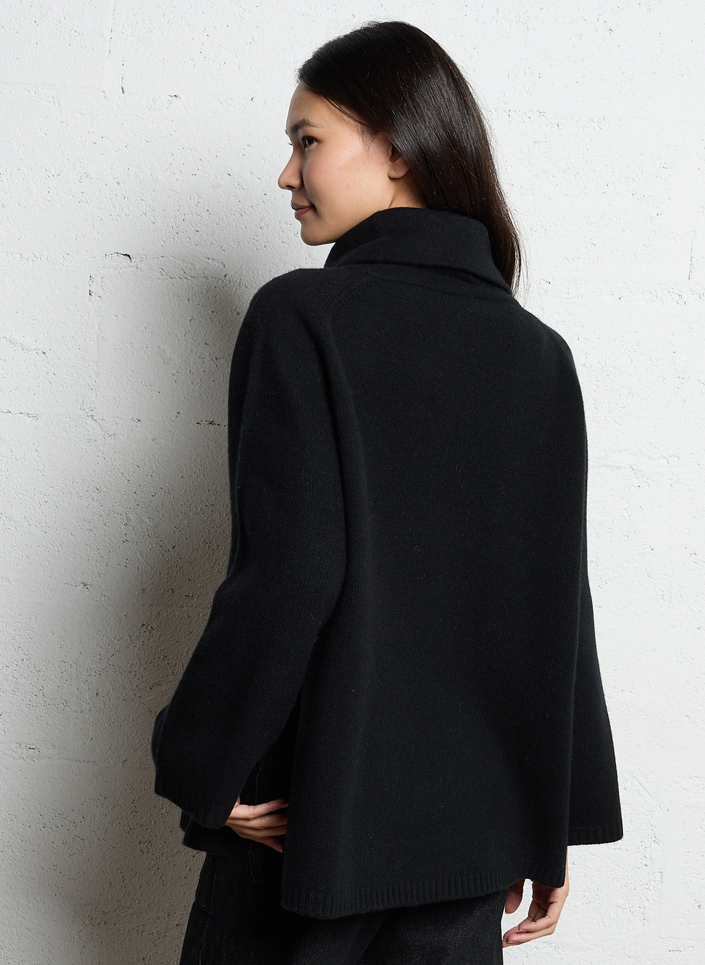 MULLER - Col roulé long en laine mérinos extrafine | Noir