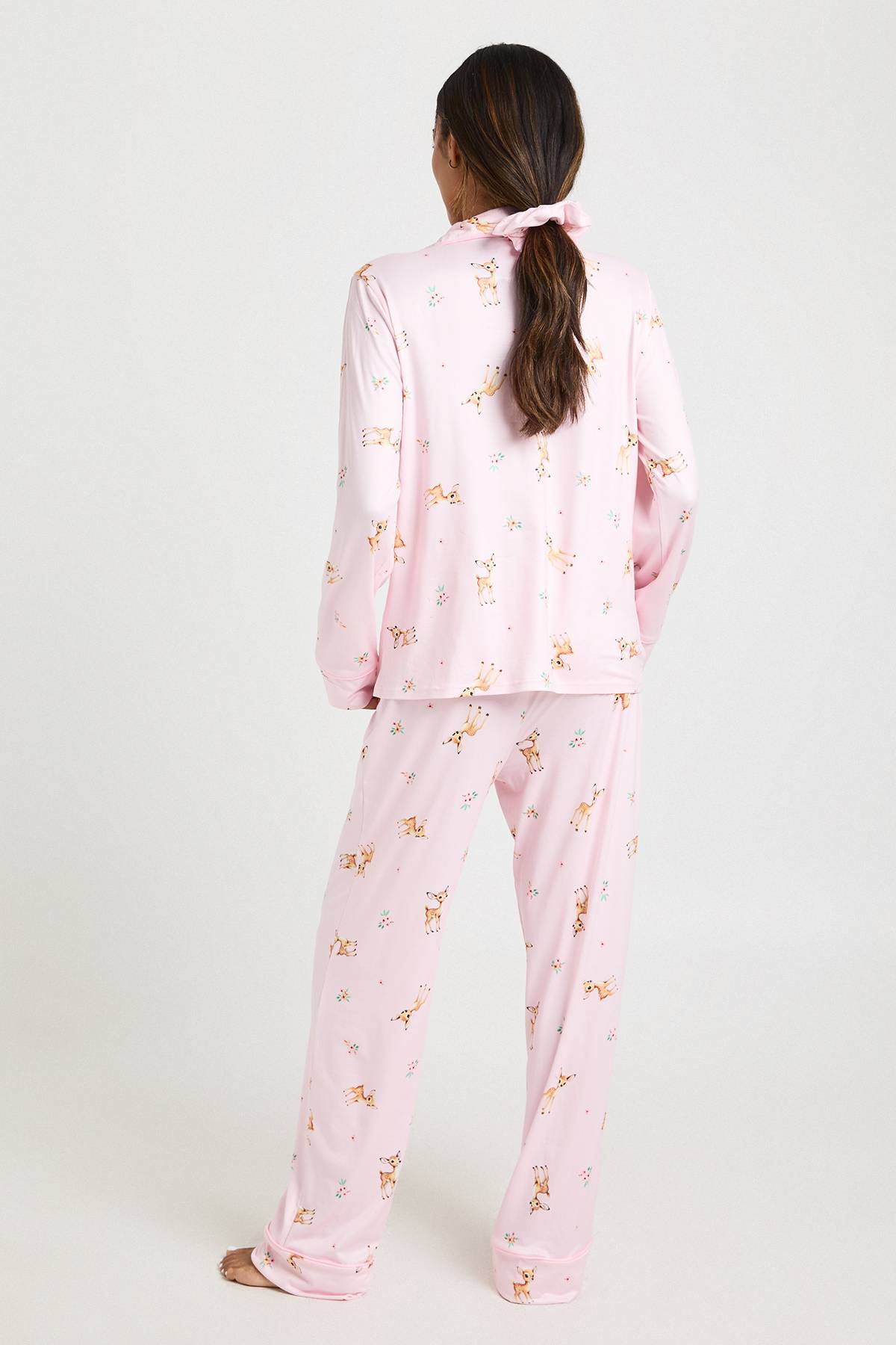 boohoo Ensemble De Pyjama De Maternité Chemise À Manches Longues Et Pantalon Imprimé Cerfs De Pâques