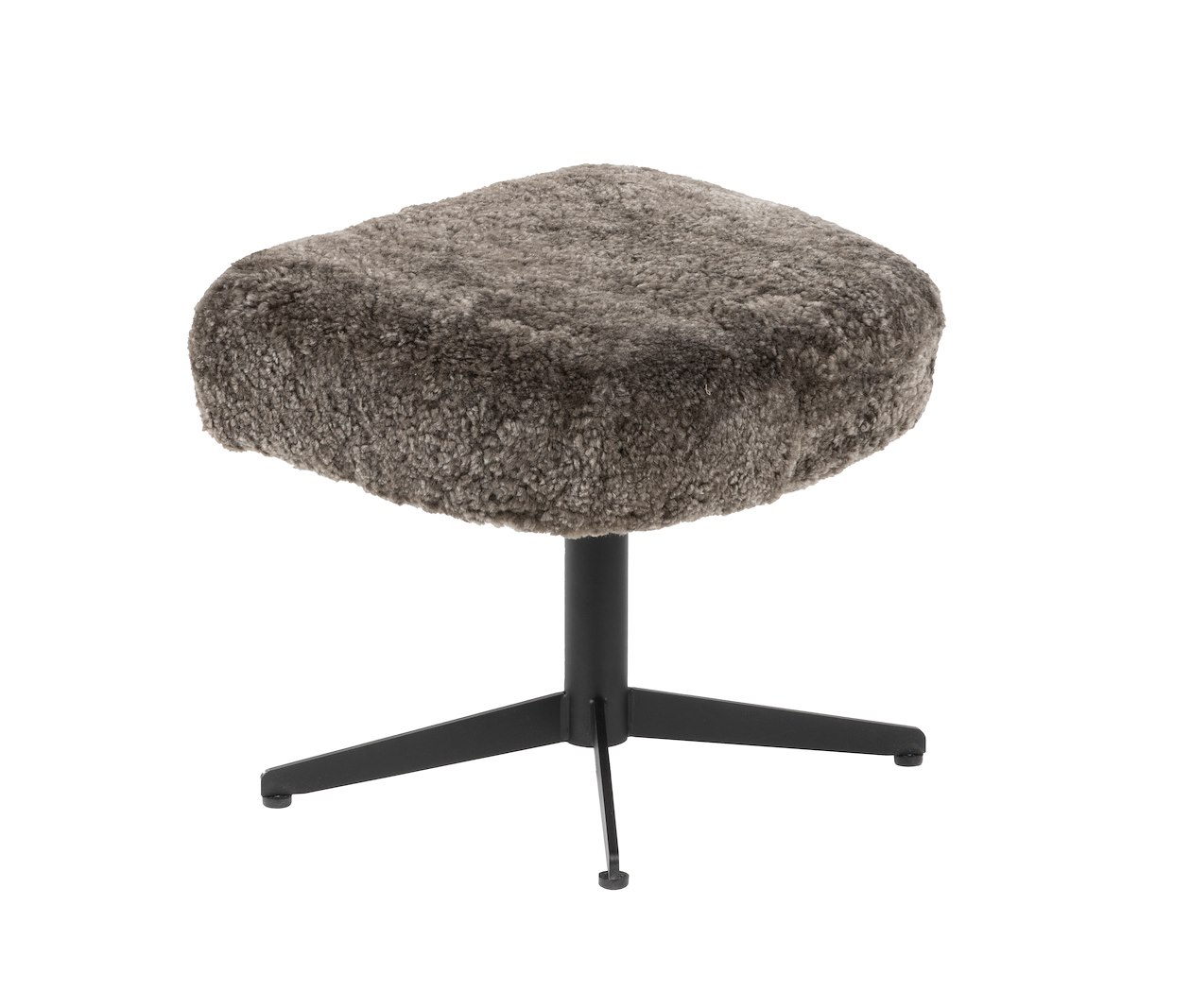 Bella krakk Fåreskinn Scandinavian Brown med sortlakkert S04 sokkel.