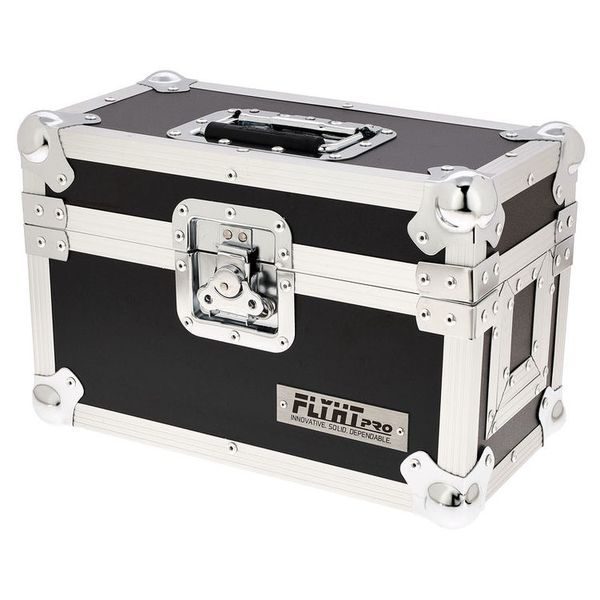 Behringer X Air XR18 Flyht Case Bundle