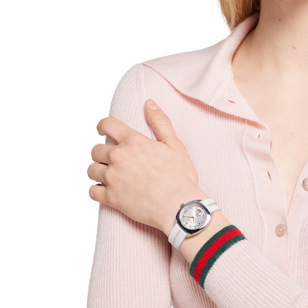 Gucci Interlocking Weiss 29mm