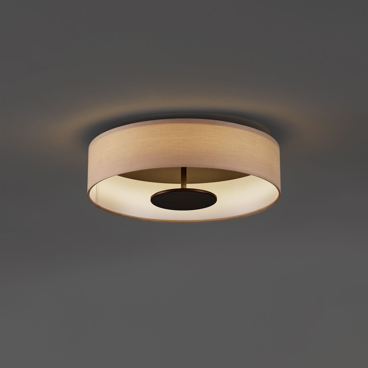 Moderne plafondlamp beige stof incl. LED 3-staps dimbaar - Bredow