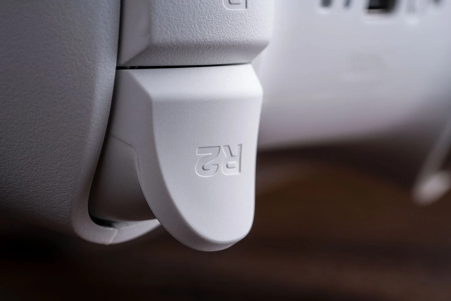 8BitDo Ultimate Controller with Charging Dock BT - White