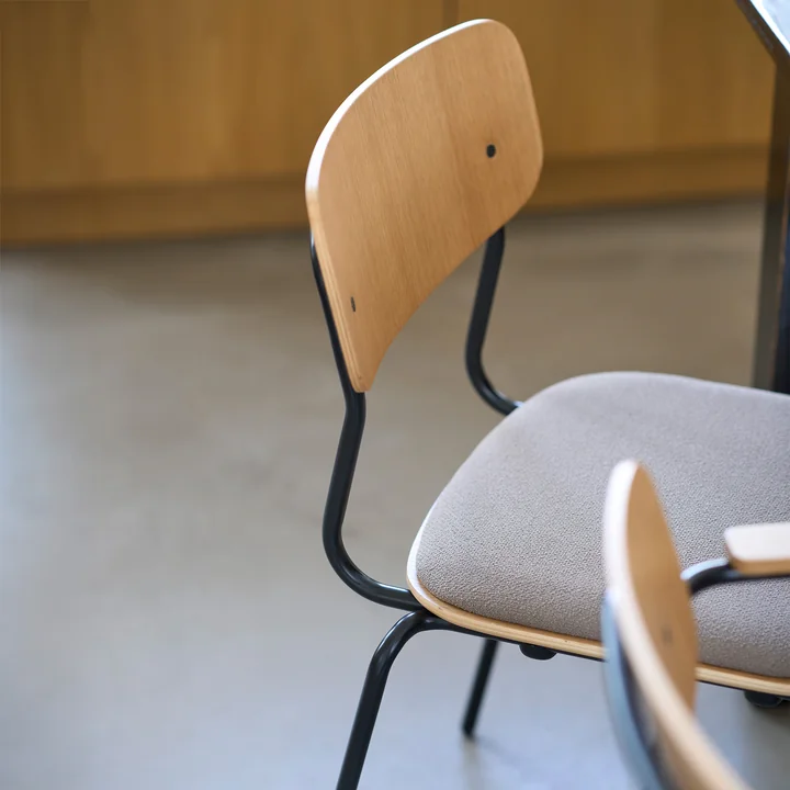 FDB Møbler - J182 Holmen Stuhl, schwarz / eiche