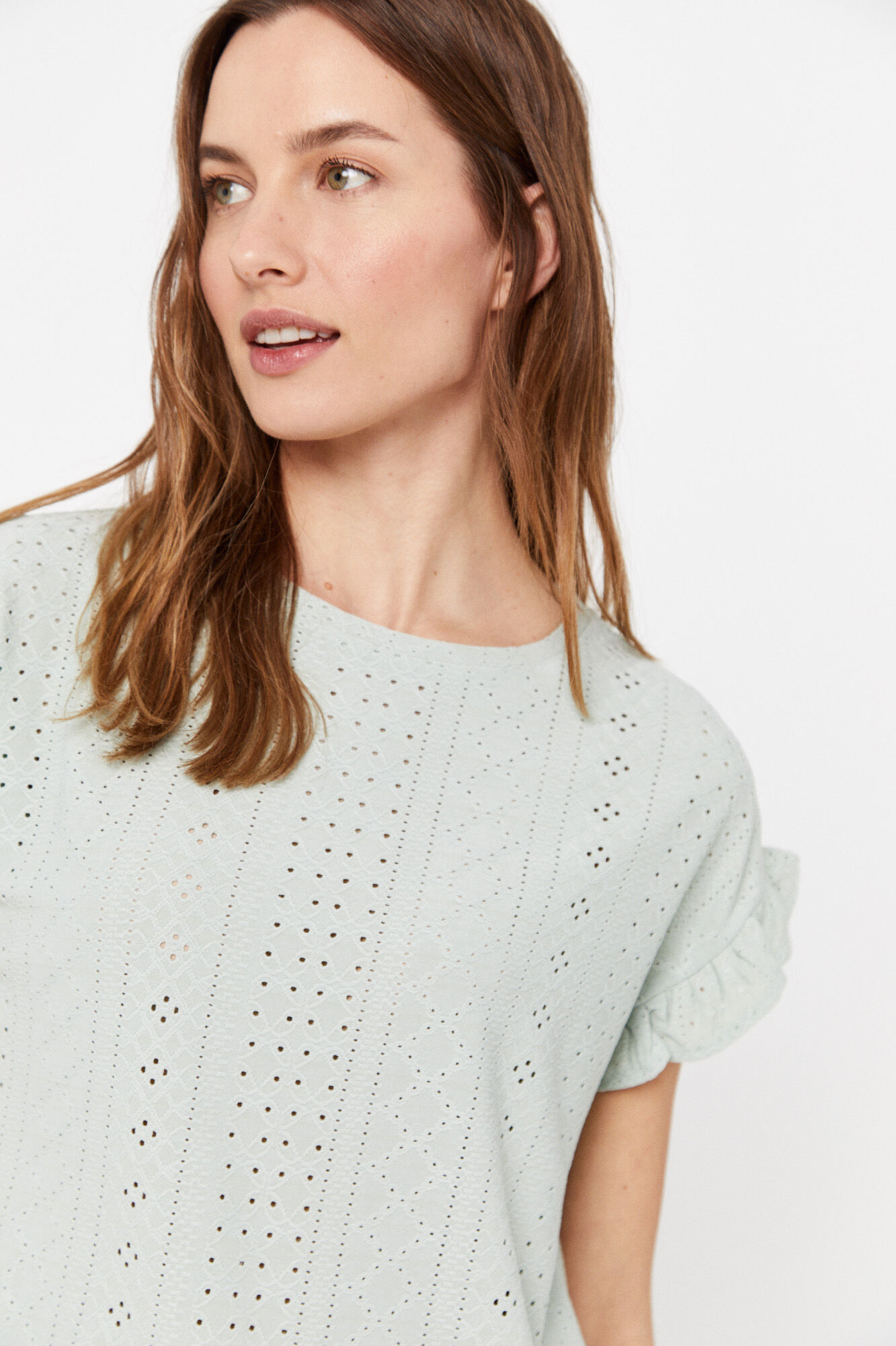 Camiseta com estrutura de malha perfurada - Verde