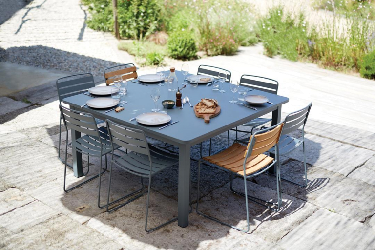 Fermob Craft tuintafel 143x143 Nutmeg