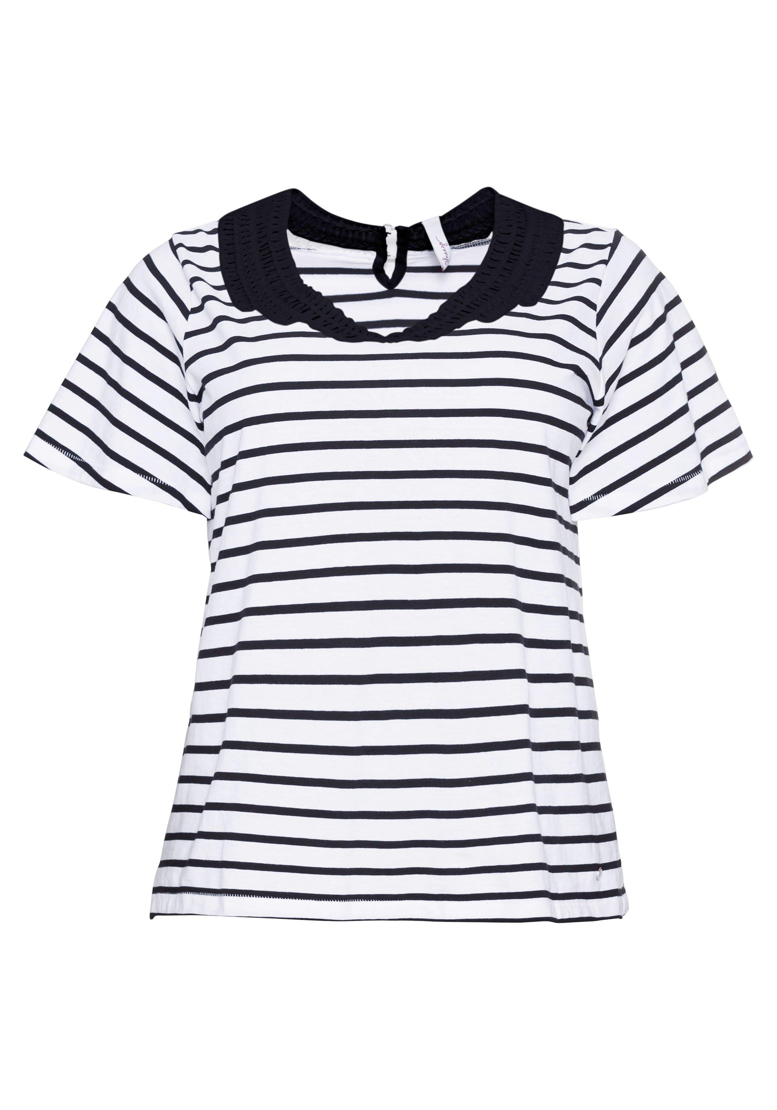 Ringelshirt mit breiter Spitze am Rundhalsausschnitt