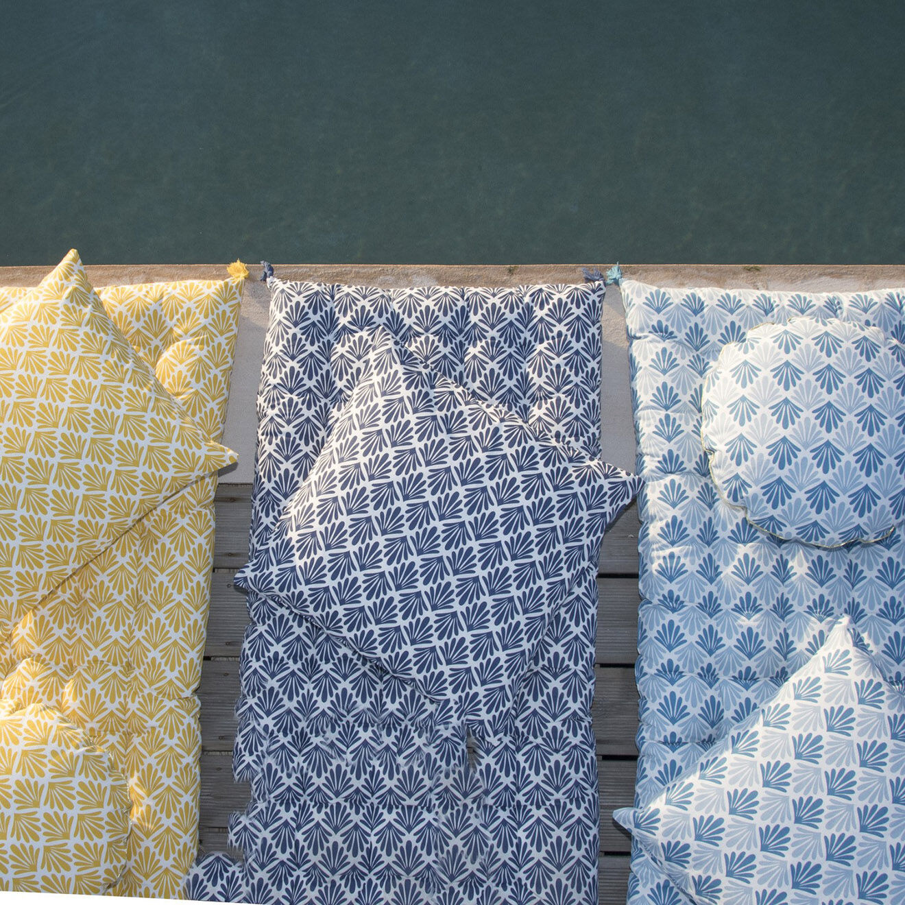 Febronie Housse de coussin d'extérieur Peacock bleu marine - 50x50 cm