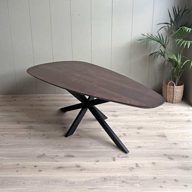 Eetkamertafel mango organisch Druppel walnoot met spinpoot