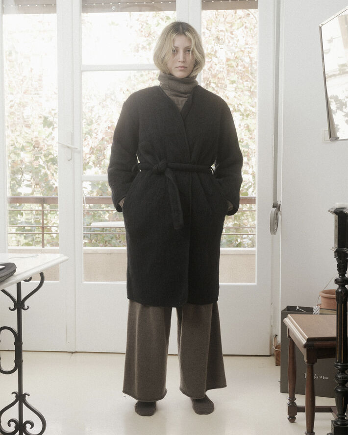BASERANGE CAPAS COAT Black
