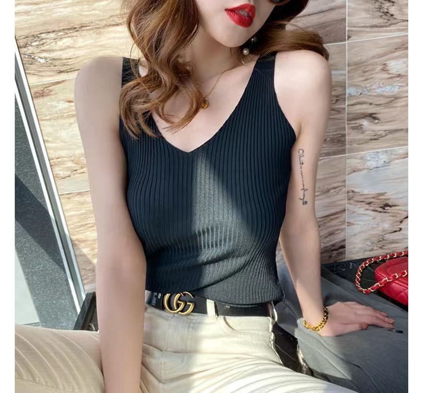 Whoosh - V-hals effen gebreide camisole top