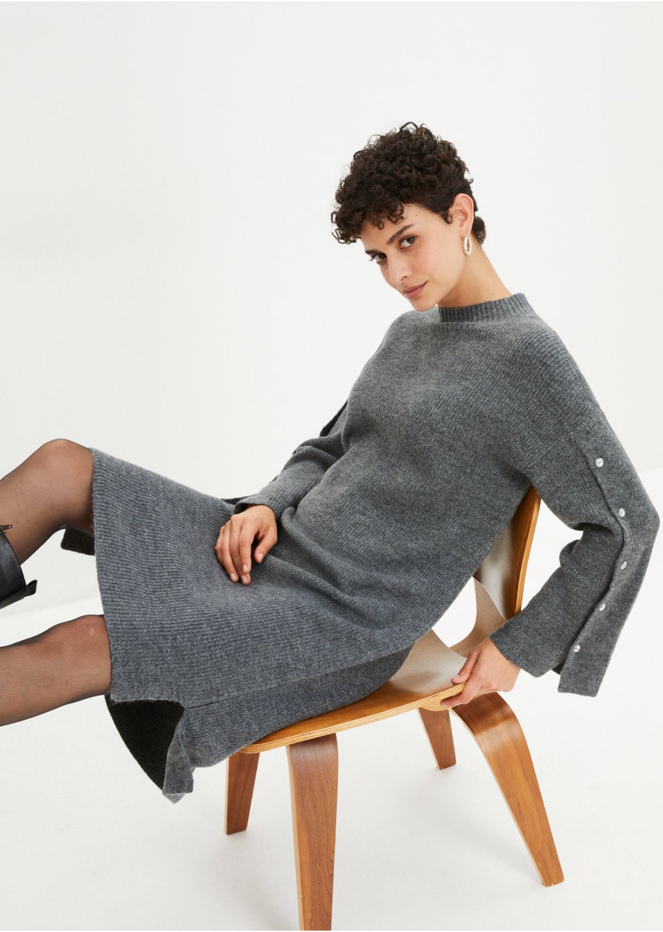 Robe en maille avec manches raffinées