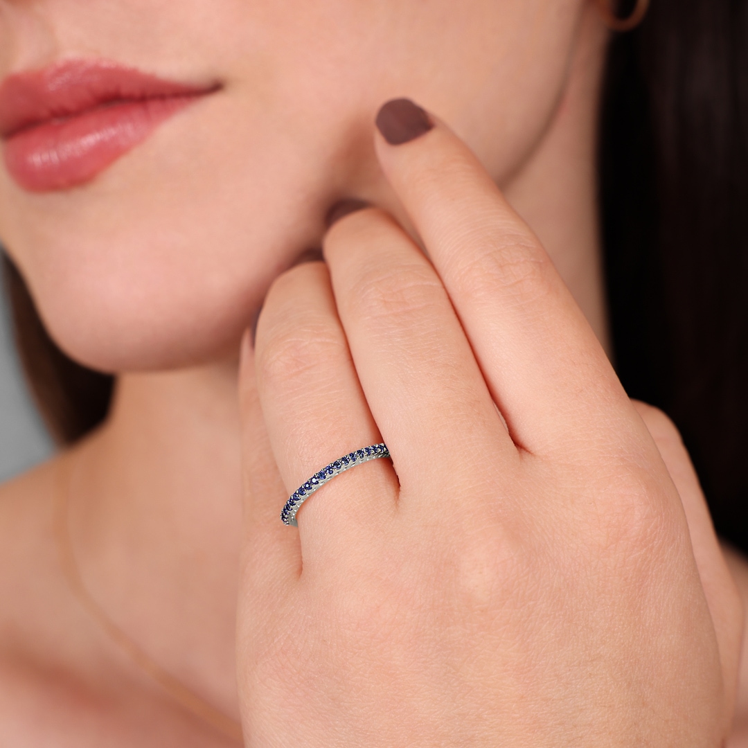 Mémoire-Ring 750/18 K Weissgold mit Saphiren