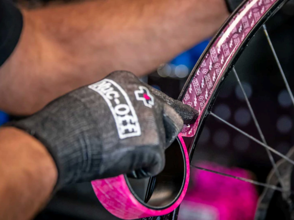 Muc-Off Tubeless Fælgbånd, 10 Meter