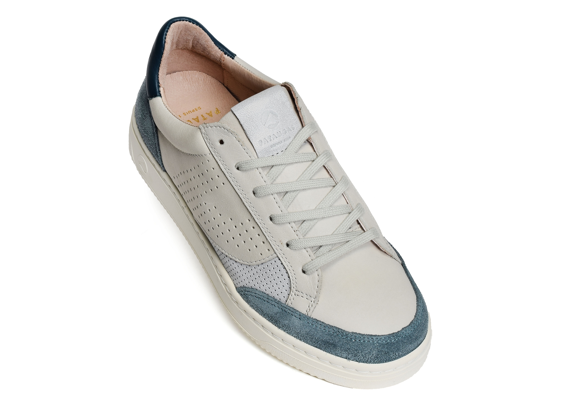 Basalt w bleu