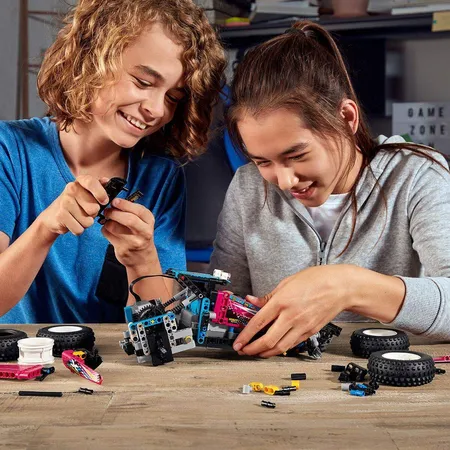 LEGO® Technic Control+ 42124 Geländewagen