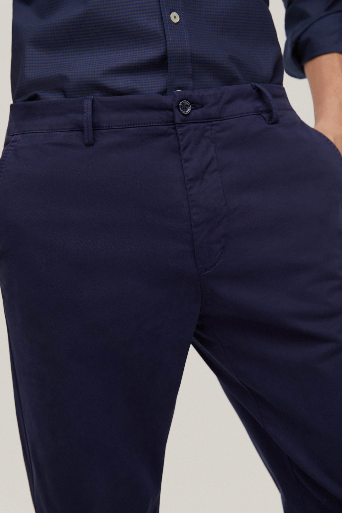 Calça chinesa premium, flexível e slim fit - Azul