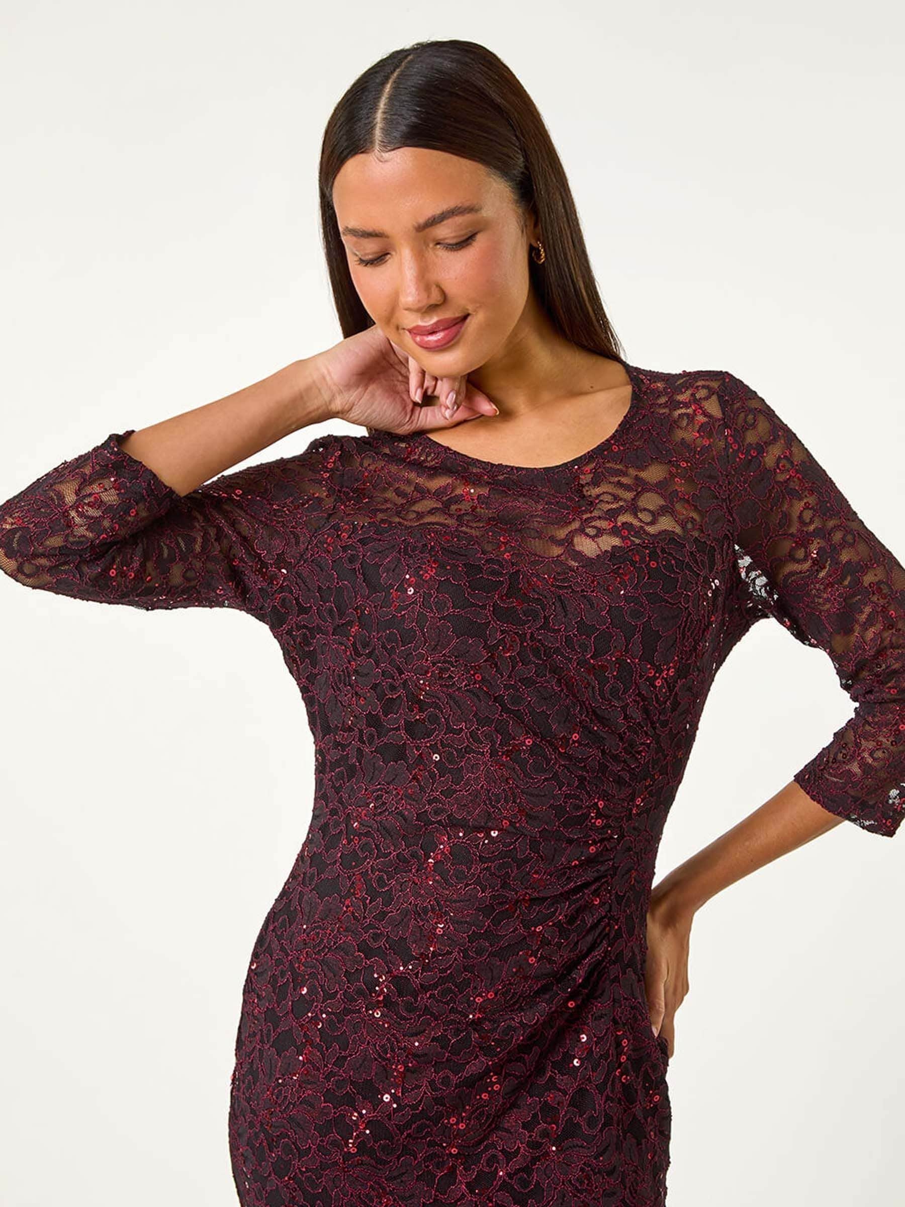 Rood - Roman Sequin Lace Overlay Ruched Dress