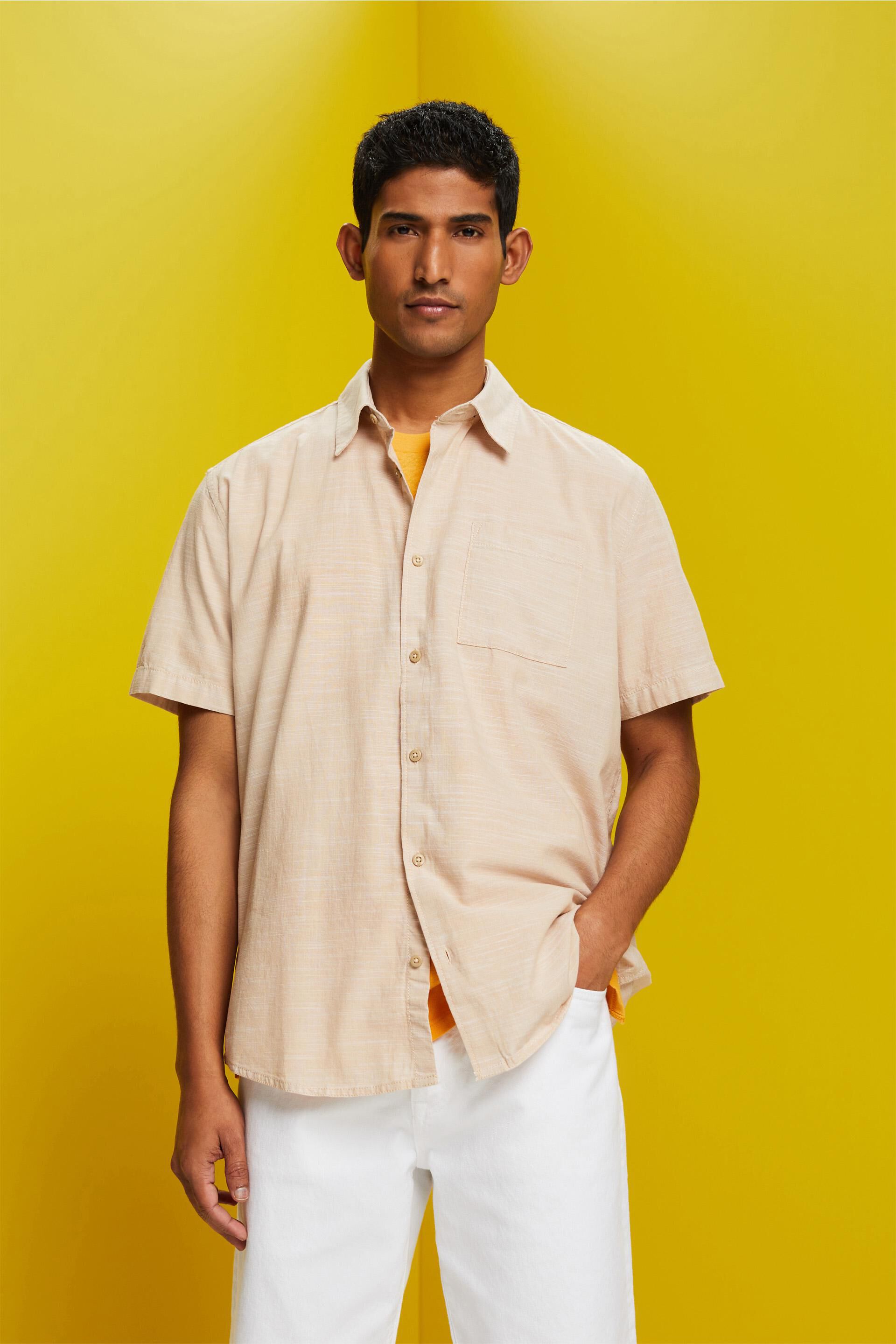 Chemise à col boutonné
