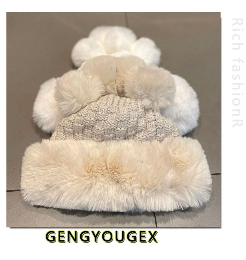 Hatrix - Pom Pom Fluffy Panel Beanie