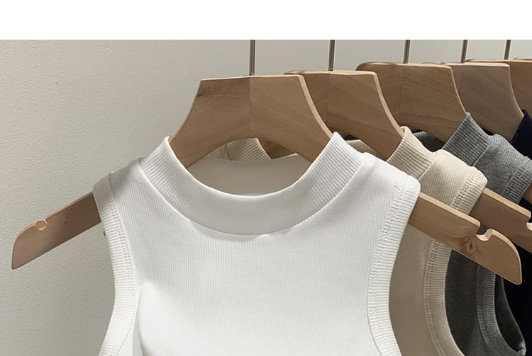 Yako - Mock Neck Plain Slim Fit Crop Tanktop
