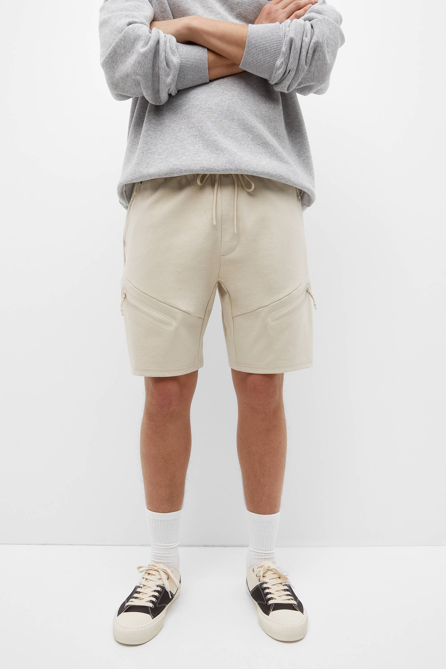 Bermuda de moletom com bolso frontal - Off-White