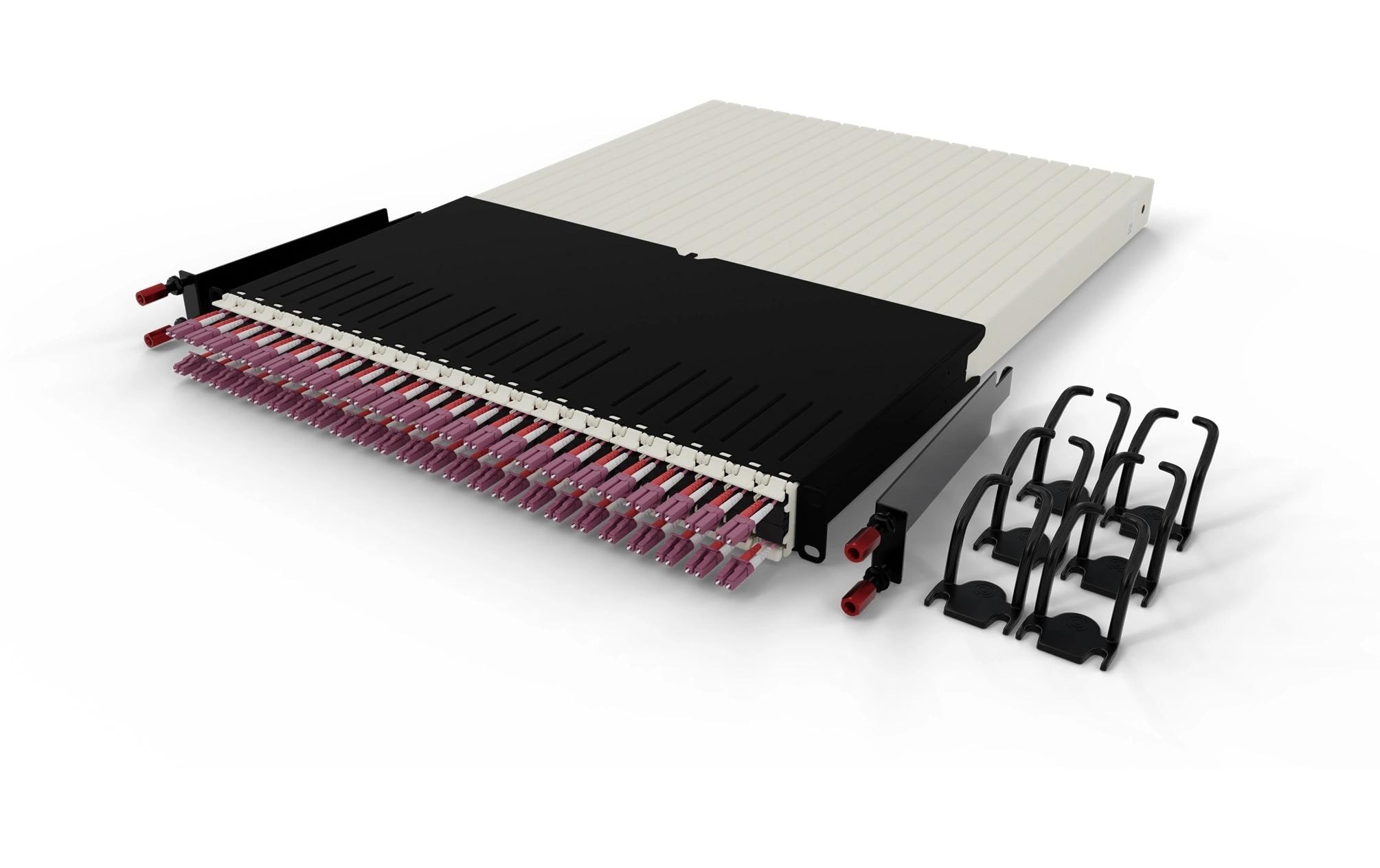 patchbox.one / 30RU / MM LC – LC, OM4, Duplex, 1.8 m<br>All-in-One Lösung für Ordnung im Netzwerkschrank