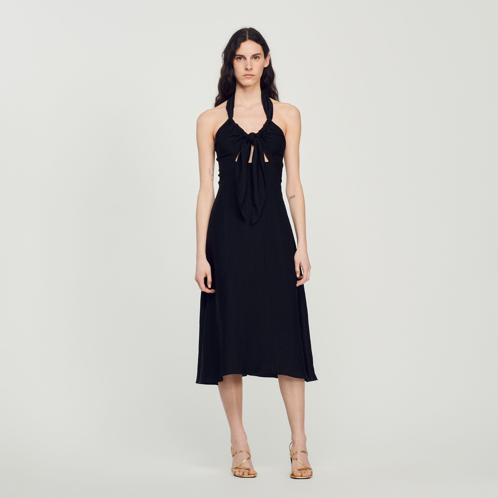 Robe nouee dos nu