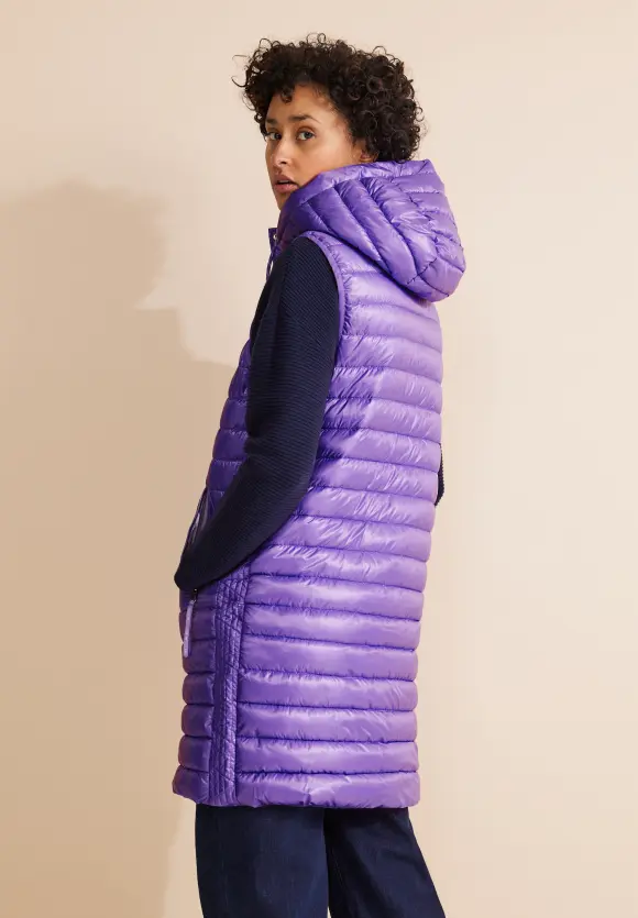 Long Kapuzen Steppweste - shiny lilac