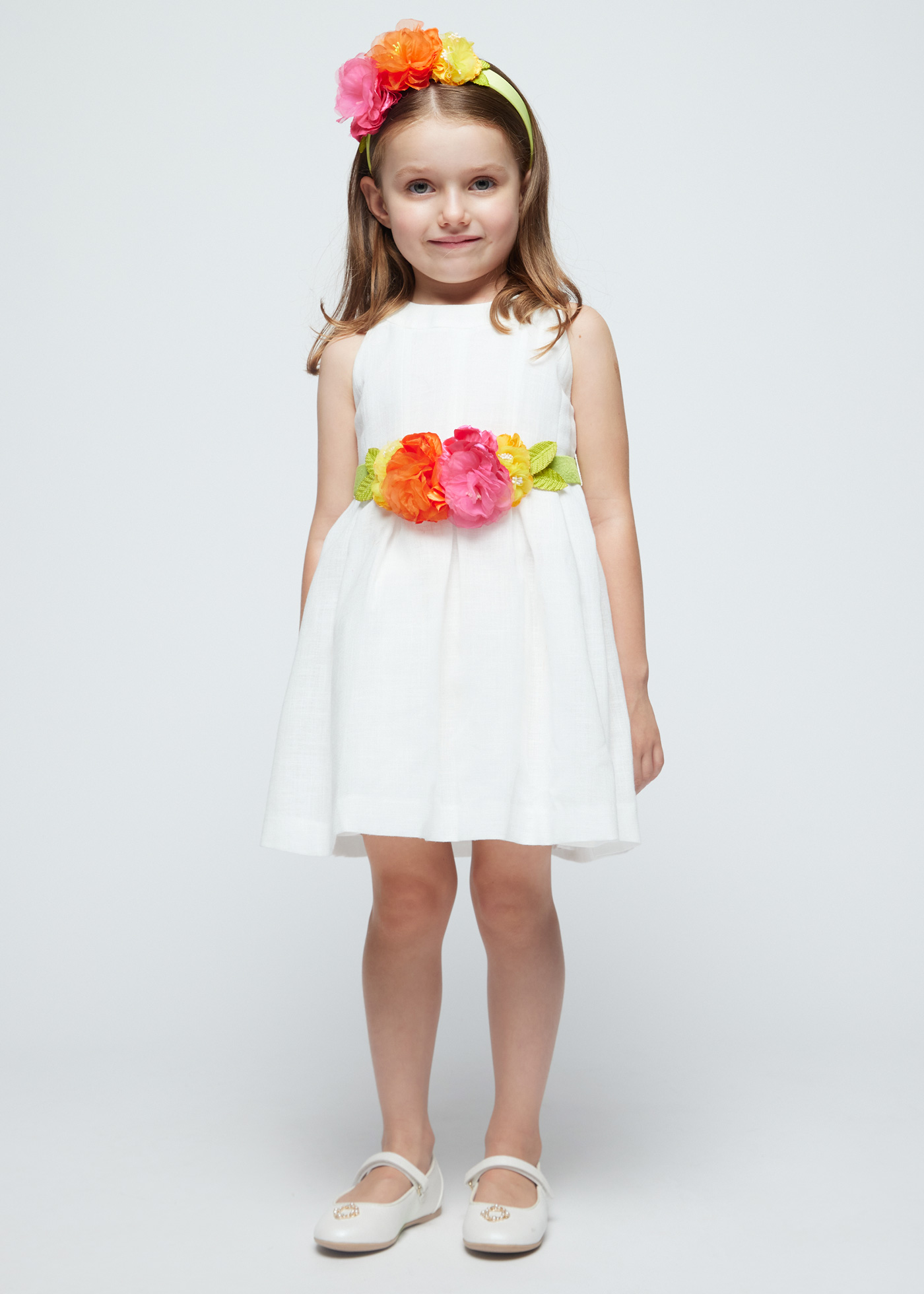 Vestido camélia com cinto floral para meninas